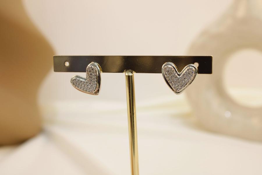 Arete De Corazón Brillante
