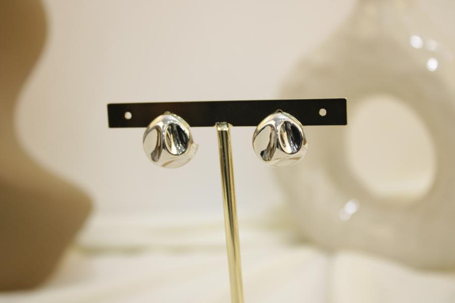 Arete con relieve