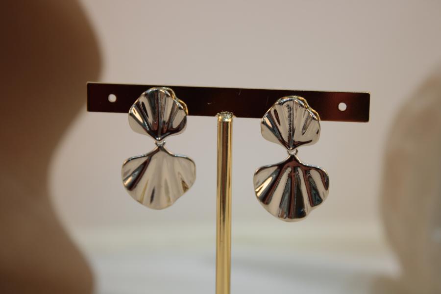 Arete con relieve