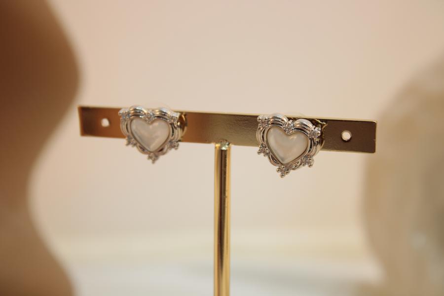 Arete corazon con zirconia