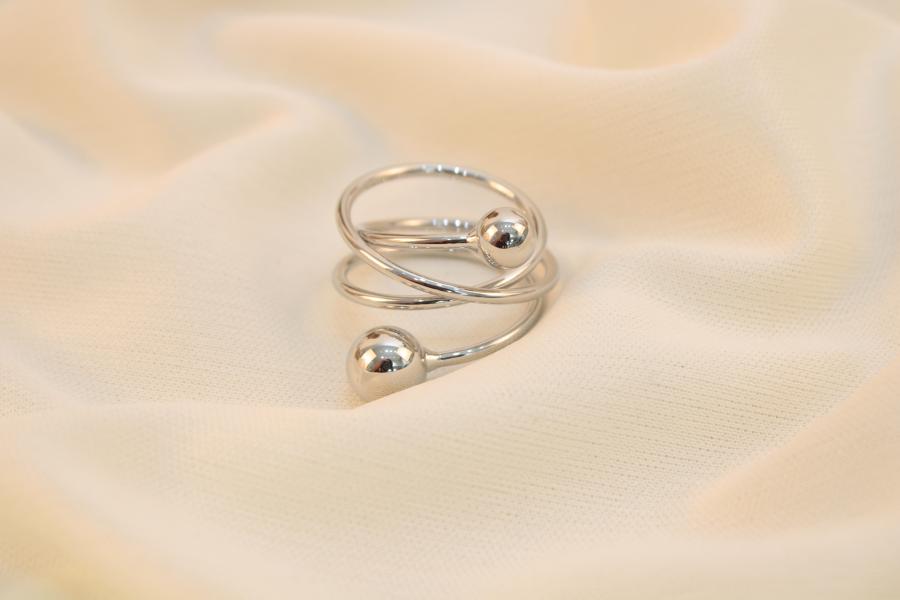 Anillo Doble Espiral Con Perlas