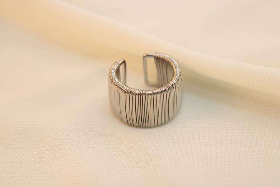 Anillo Chunky Con Textura
