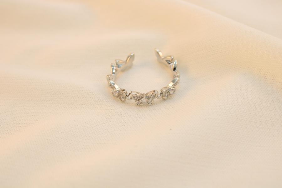 Anillo Con Siete Mariposas