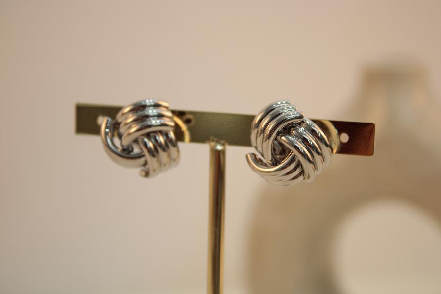 Arete nudo grueso