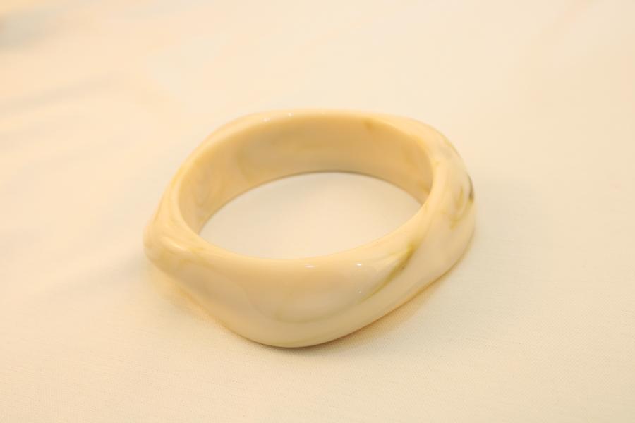 Brazalete Tipo Carey Delgada