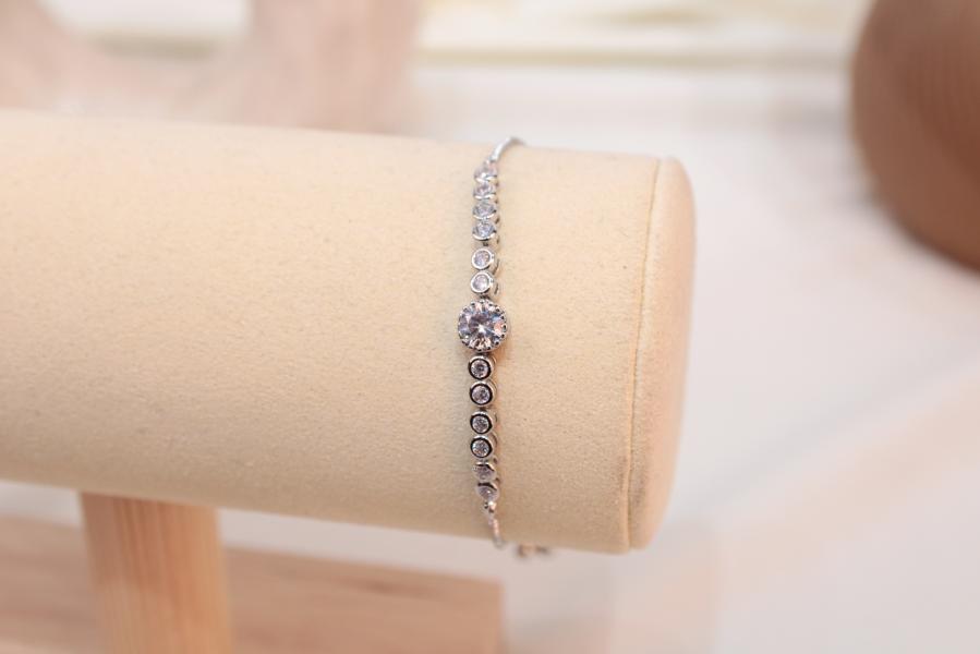 Pulsera Ajustable De Zirconia Redonda
