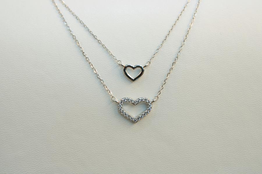 Cadena fina de corazon
