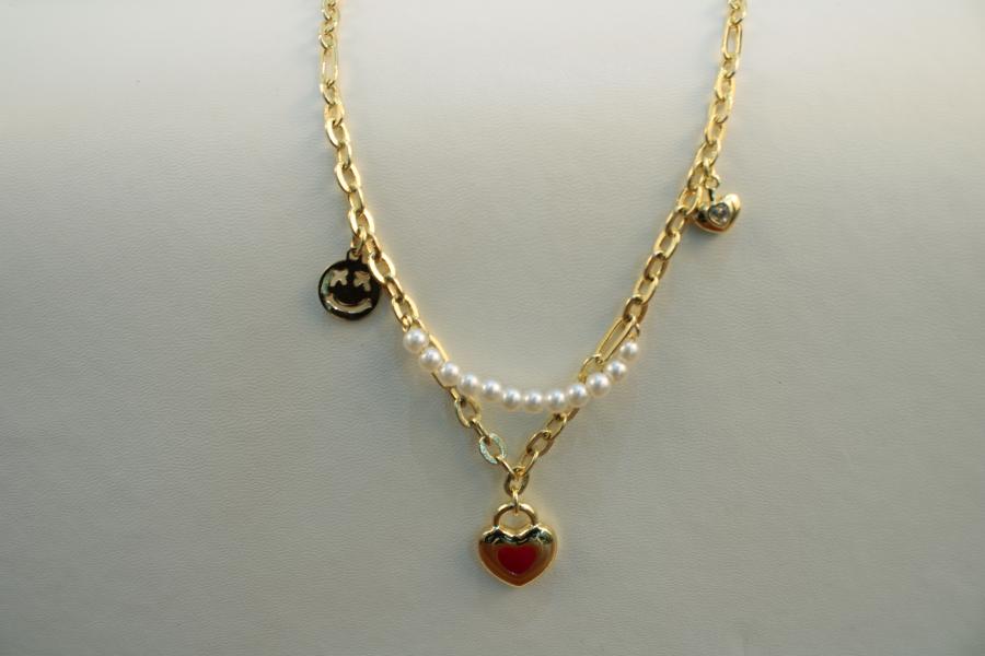 Cadena perlas con corazon