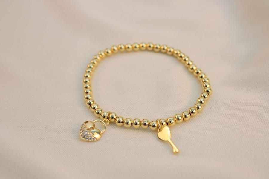 Pulsera ajustable candado forma corazon