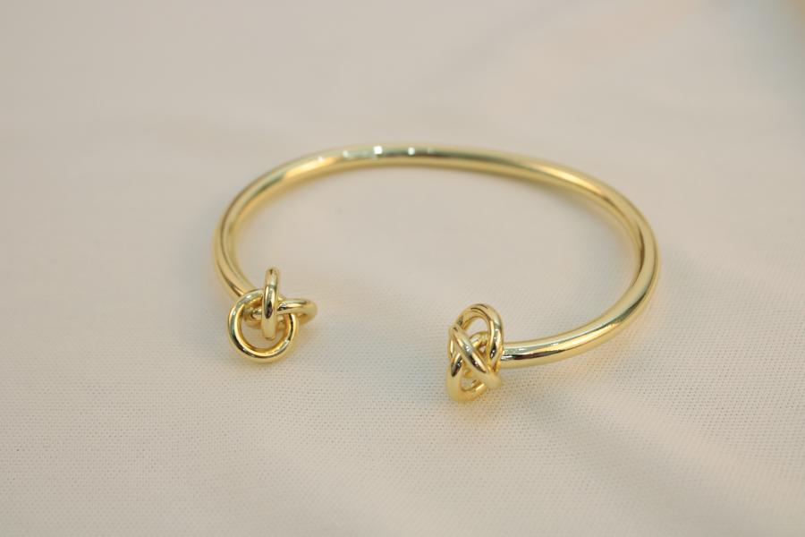 Brazalete ajustable