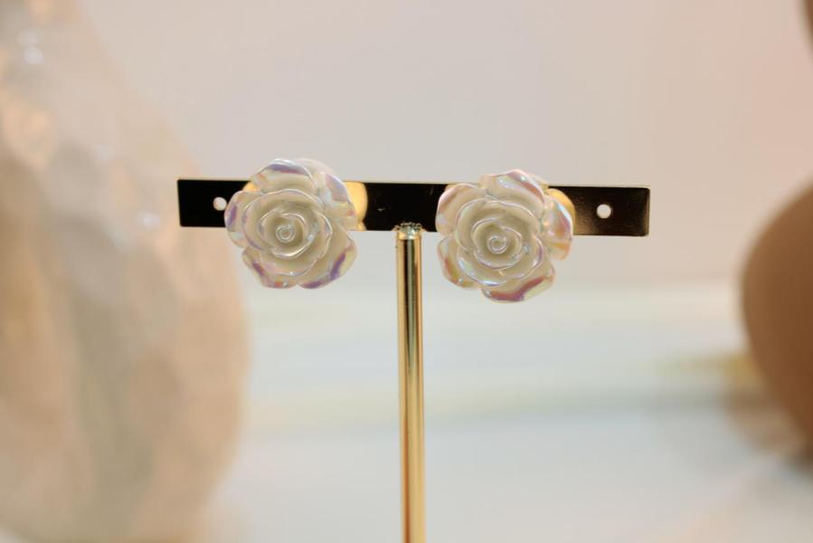 Arete De Rosa Blanca