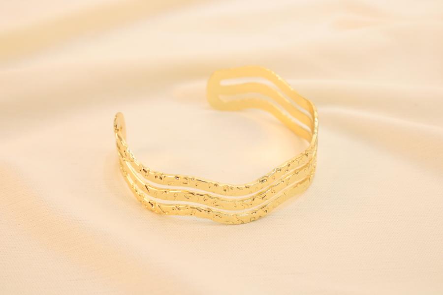 Brazalete trio con relieve