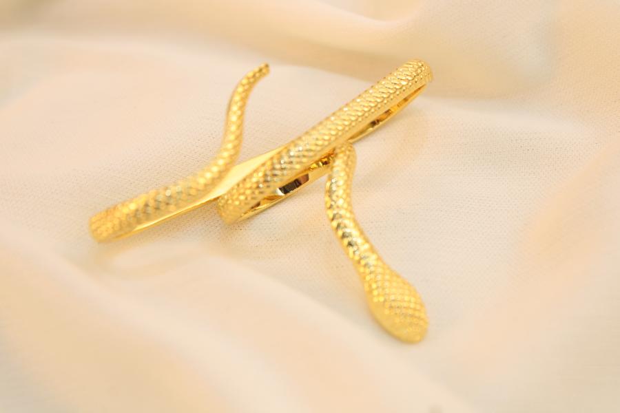 Anillo De Serpiente Dorado