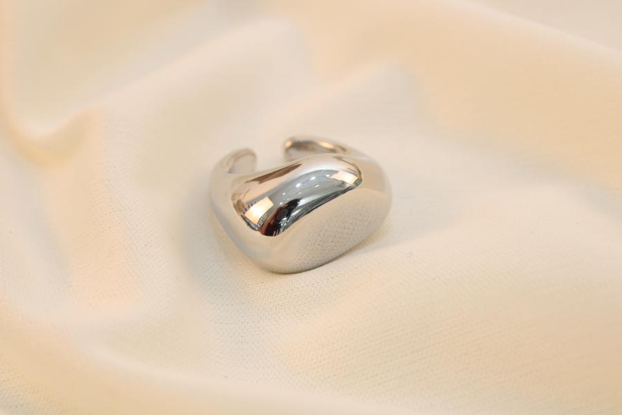 Anillo Chunky Con Relieve