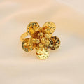 Anillo De Flor Con Relieve