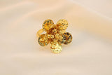Anillo De Flor Con Relieve