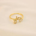 Anillo De Lazo Con Zirconia