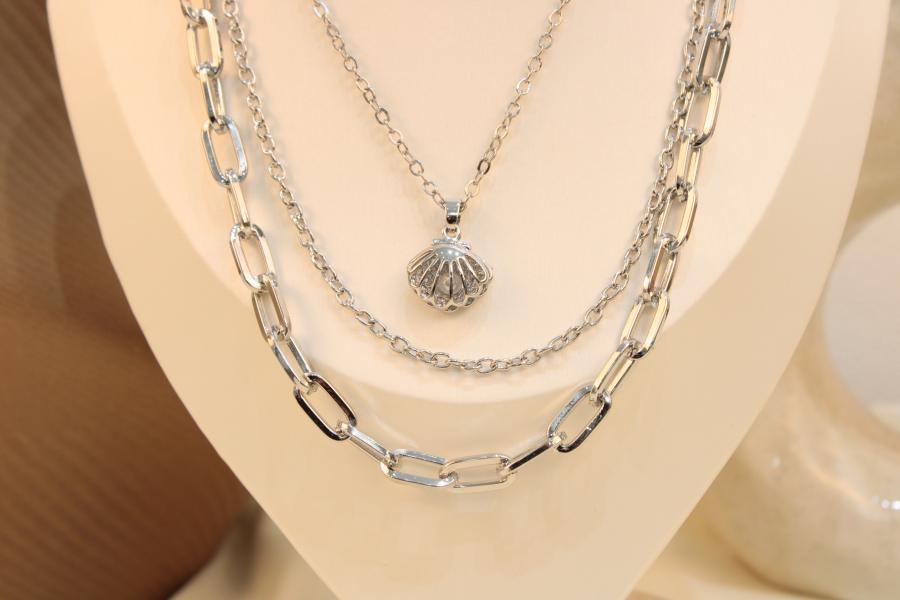 Cadena Triple De Concha Con Perla Blanca