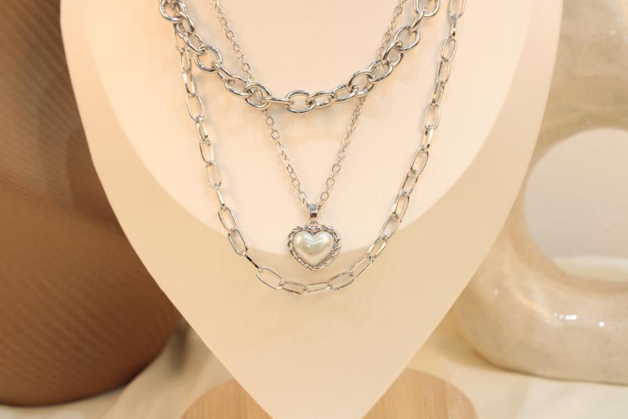 Cadena Triple De Corazón Tornasol