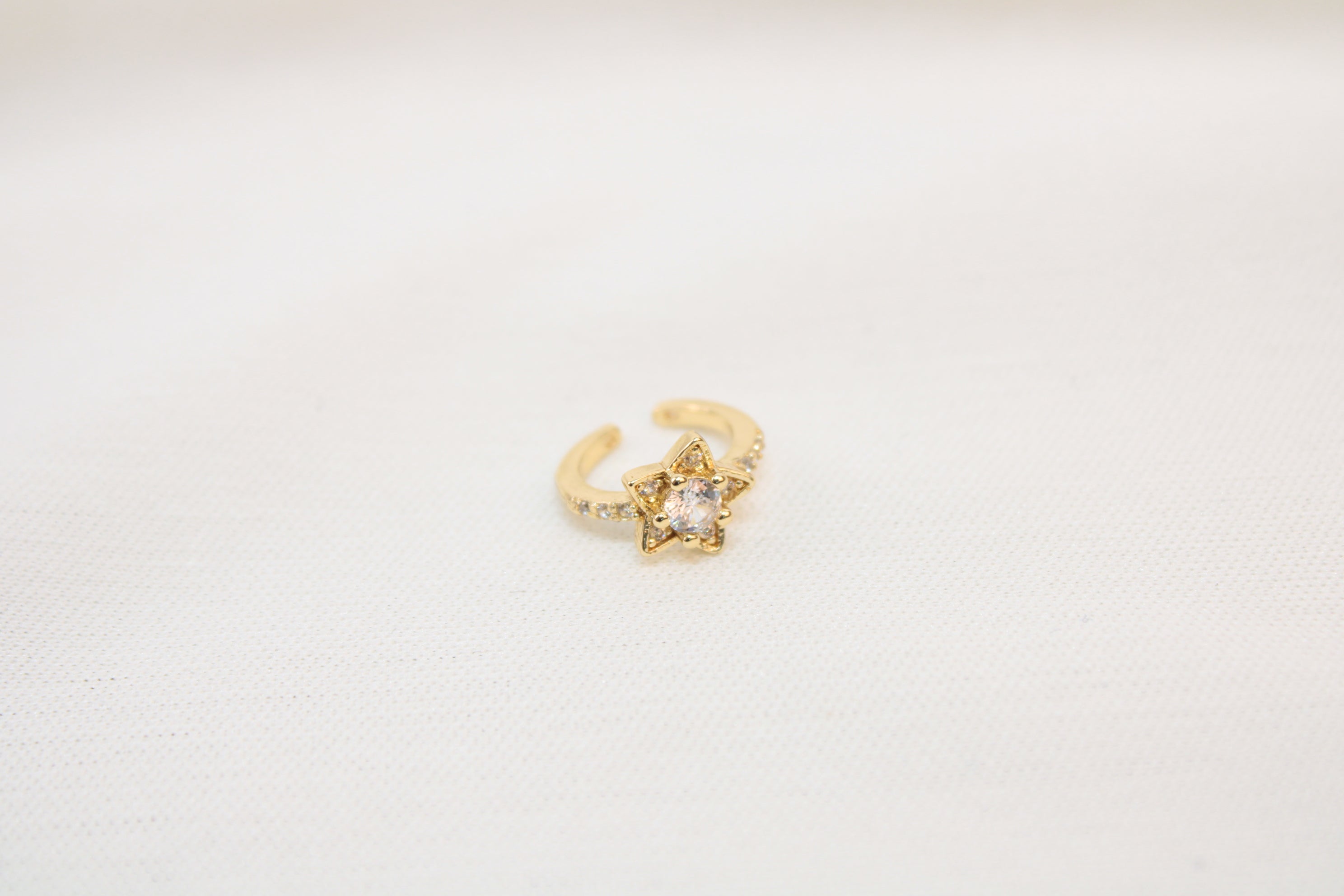Earcuff Delicado Estrella Brillante