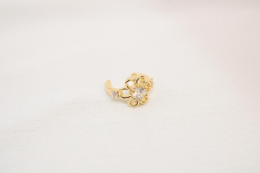 Earcuff Delicado Flor Brillante