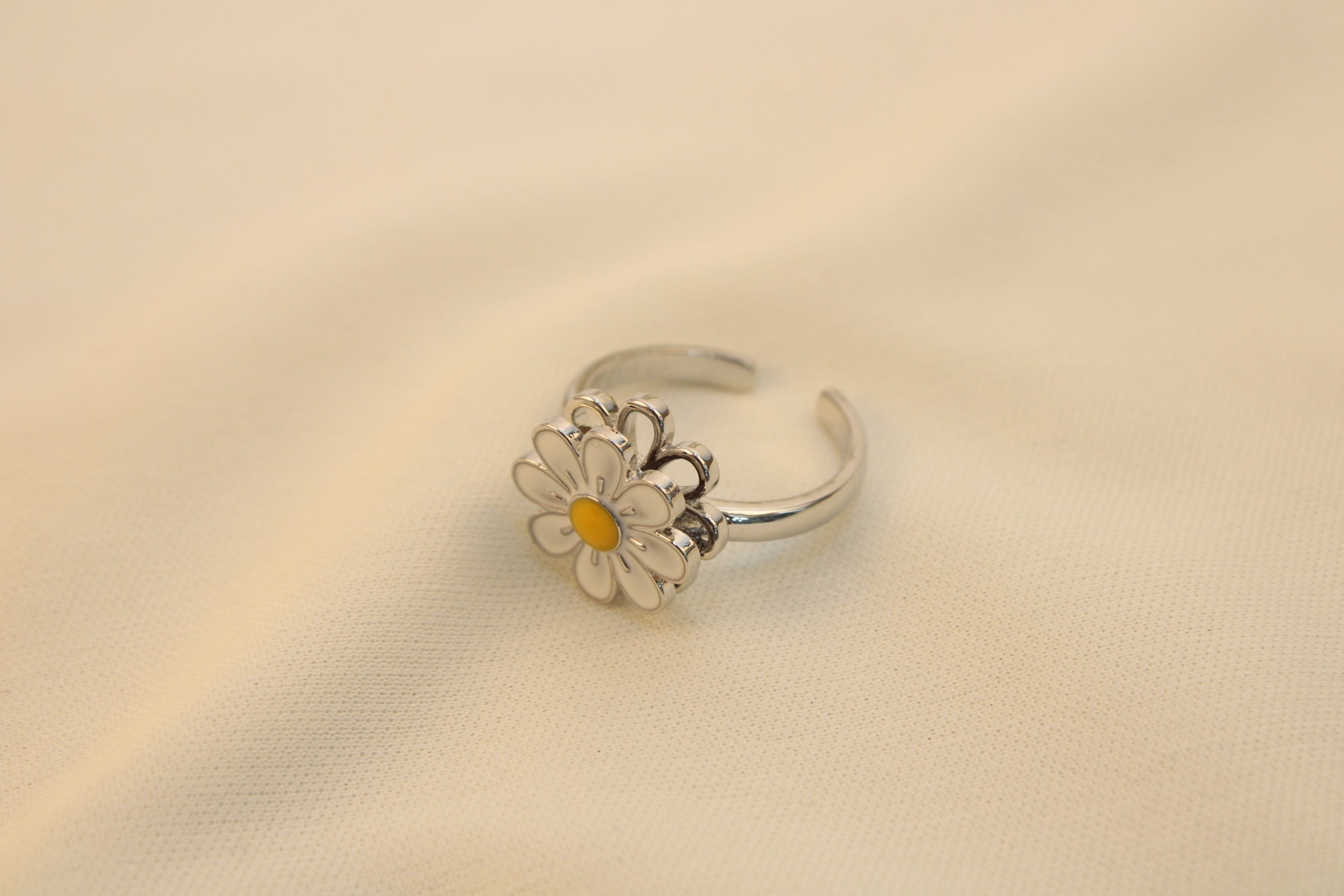 Anillo Antiestrés Flor Blanca
