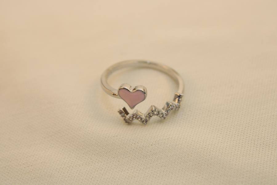 Anillo Cruzado De Corazón