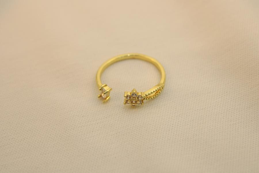 Anillo De Flor Brillante
