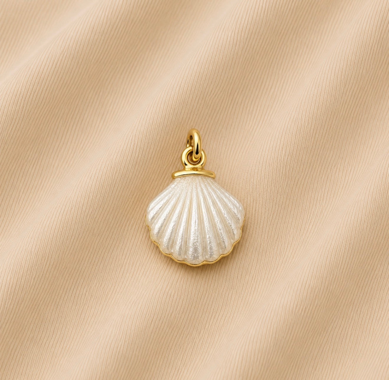 Charm / Dije De Almeja Blanca