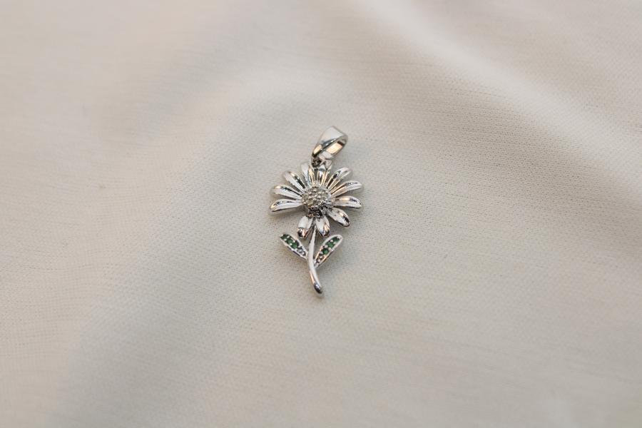 Charm / Dije De Girasol Con Dos Hojas