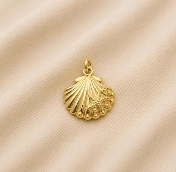 Charm / Dije De Concha Con Relieve De Estrella