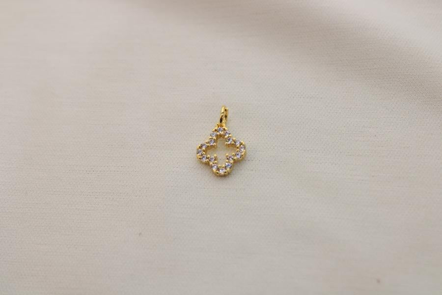 Charm / Dije De Trebol Hueco