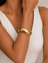 Brazalete Chunky Con Textura Asimétrico