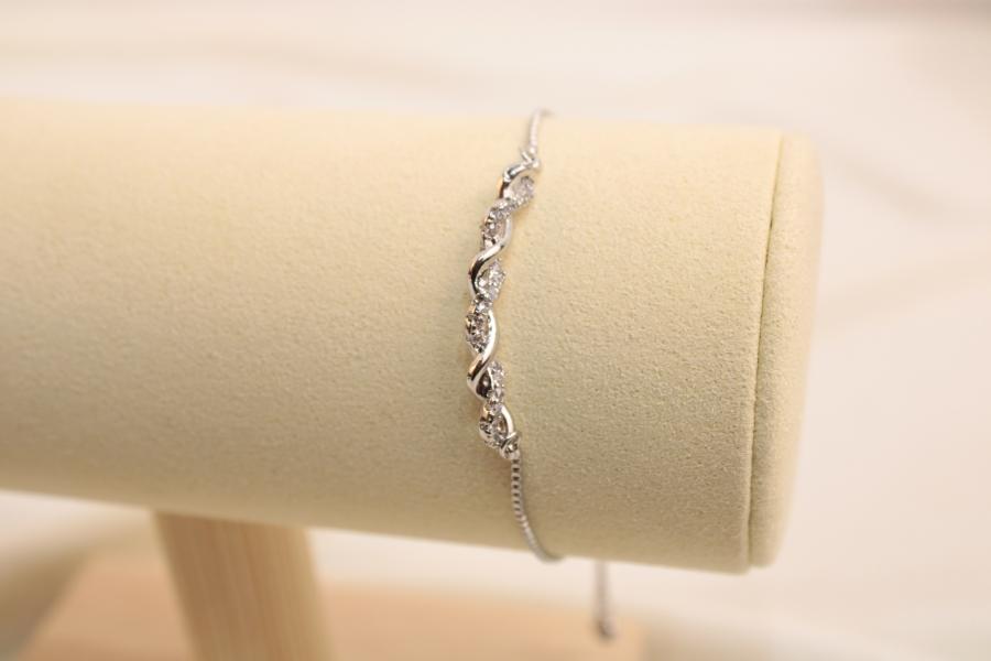 Pulsera Ajustable Tipo Trensada