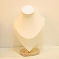 Exhibidor Cuello Mediano Cuerina