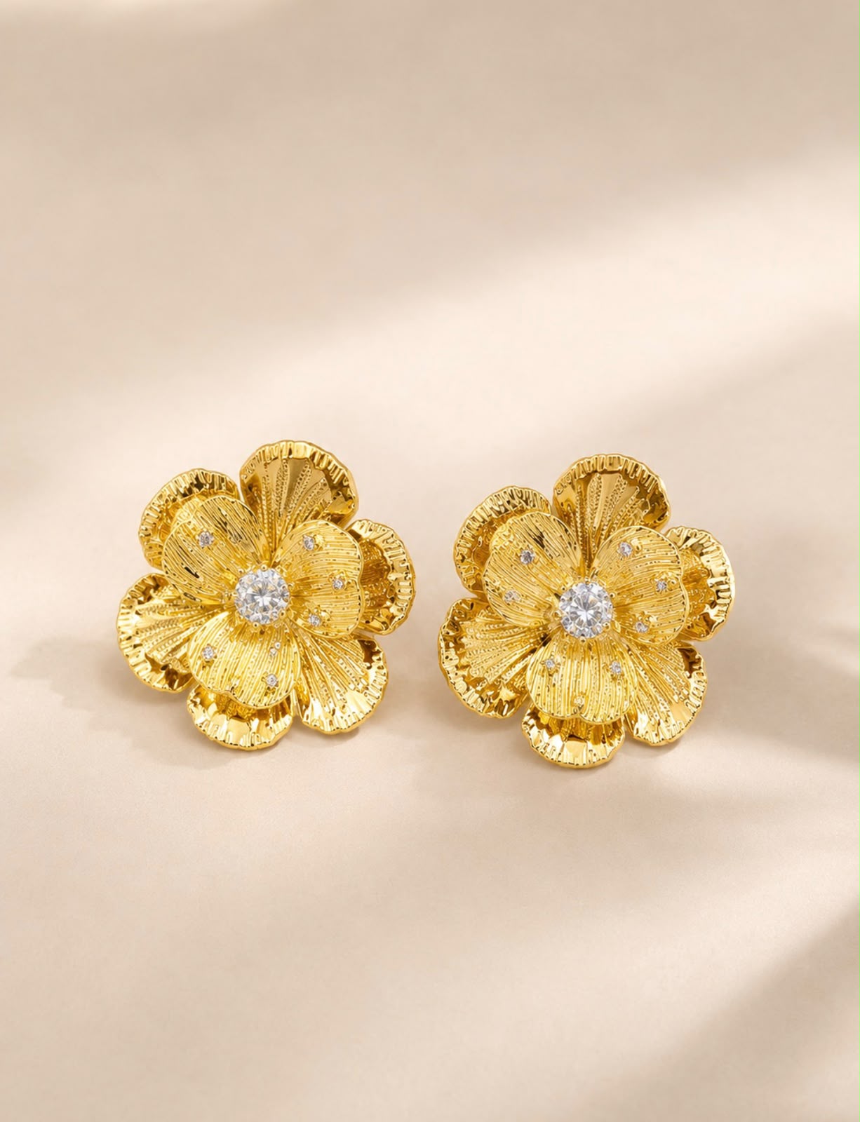 Arete De Flor Con Zirconia