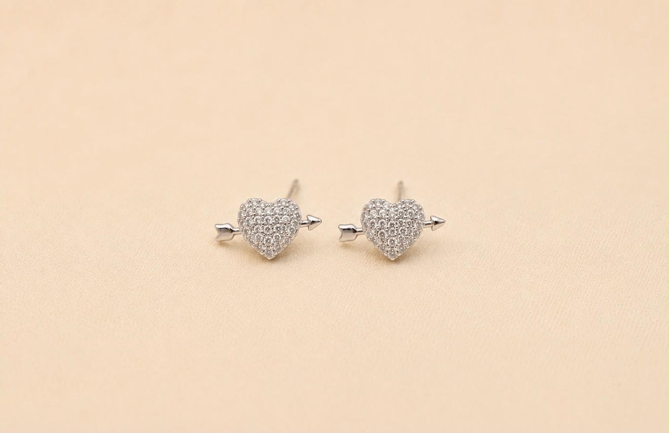 Arete De Corazón Flechado