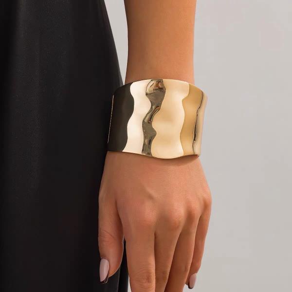 Brazalete Chunky Asimétrico