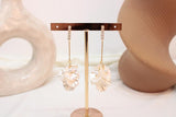 Arete Largo De Zirconia Con Flor Blanca
