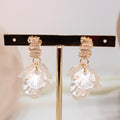 Arete De Zirconia Con Flor Blanca