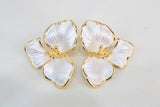Arete De Flor Blanca 3 Petalos