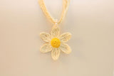 Cadena tejida flor
