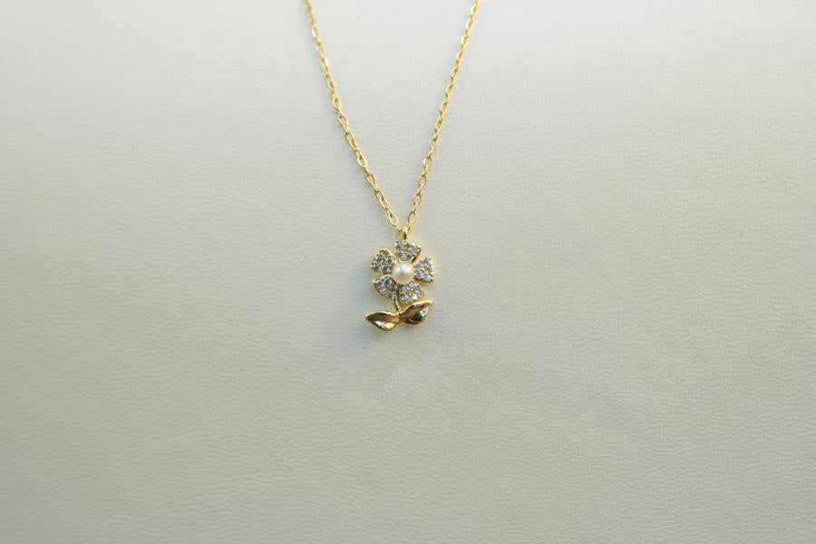 Cadena fina de flor