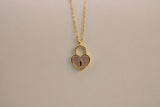 Cadena fina candado en forma de corazon