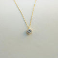 Cadena fina con zirconia