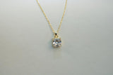 Cadena fina con zirconia