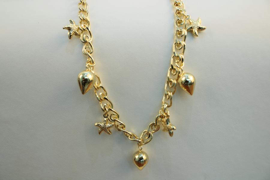 Cadena con 4 estrellas